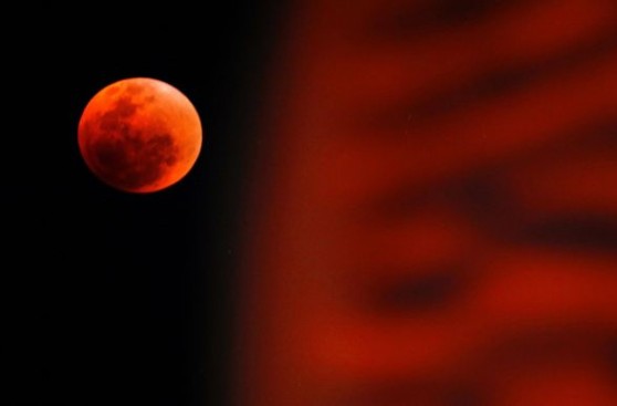 La luna se teñirá de rojo mañana