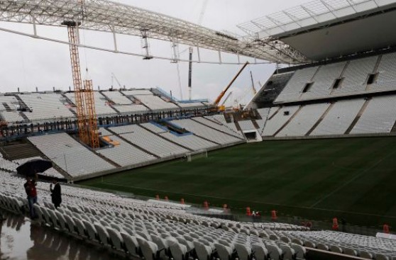 Estadio de inauguración del Mundial fue entregado sin terminar