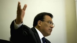 El Apra sobre veto a Eguiguren: Gobierno quiere tomar el TC