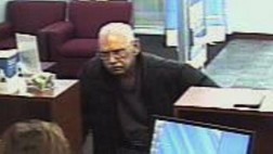 EE.UU.: Hombre de 74 años asalta un banco para volver a prisión