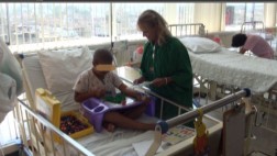 Voluntarias de Aprendo Contigo son ángeles de niños enfermos