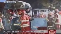 Quince heridos deja choque de coaster contra poste en Surco