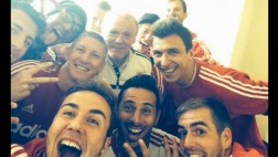 Pizarro compartió un 'selfie' del Bayern al estilo del Óscar