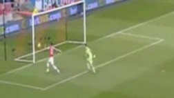 La increíble ocasión de gol que perdió Giroud para el Arsenal