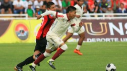 Universitario volvió a ganar en un domingo de resurrección