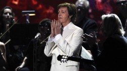 Paul McCartney posterga concierto en Chile