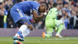 Chelsea sufre la baja de Eto'o ante el Atlético de Madrid