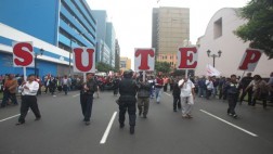 Docentes del Sutep acatan hoy paro en reclamo por mejor sueldo