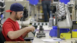 La manufactura de EE.UU. alcanzó su mayor avance en tres años
