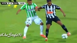 Ronaldinho vuelve a demostrar su magia en la Copa Libertadores