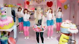 Avirl Lavigne respondió a acusaciones de racismo: "Amo Japón"