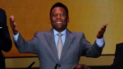 Pelé sugiere a los argentinos que elijan entre Messi o Maradona