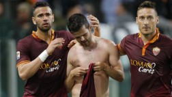 Roma ganó 2-0 a Milan y Juventus no podrá ser campeón el lunes