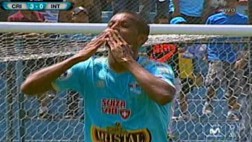 Cristal realizó esta contra perfecta para marcar su cuarto gol
