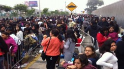 ‘One Direction’ en Lima: madres denunciaron desorden en ingreso