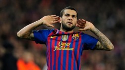 Dani Alves dijo que España está muy "atrasada" por racismo
