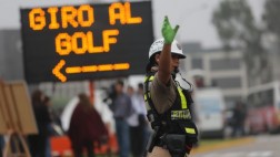 Albán: habrá más policías mujeres para controlar el tránsito