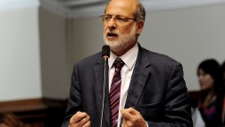Abugattás: Todo el Perú sabe que Alan García es un zamarro