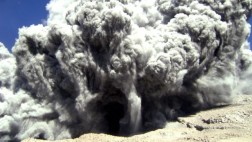 Volcán Ubinas: OEFA monitoreará aire en localidades cercanas