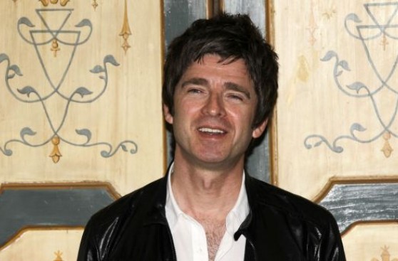 Noel Gallagher desilusiona a fans al negar reencuentro de Oasis