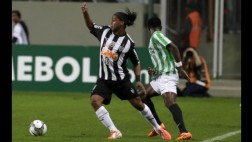 Ronaldinho y el Mineiro fueron eliminados de Copa Libertadores