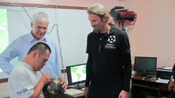 El balón que va rumbo a Brasil 2014 llegó a Arequipa