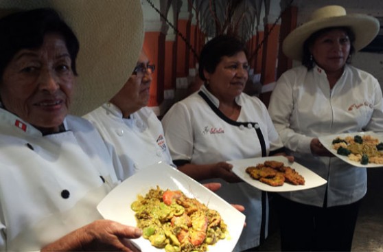 Cuatro picanteras arequipeñas celebran festival en Lima