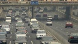 Los autos híbridos son mejores en atascos