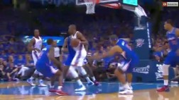 Kevin Durant y un giro de 180 grados que burló a tres jugadores
