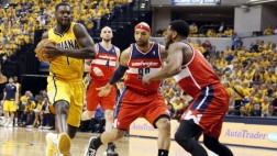 El genial contragolpe de los Pacers con un pase de espaldas