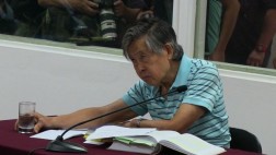 Fujimori escribió nombre de congresista Capuñay durante juicio