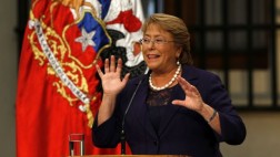Desaprobación contra Bachelet se incrementó en 12 puntos