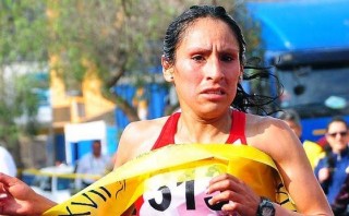 Gladys Tejeda rompió récord nacional en 10 mil metros planos