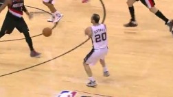 Manu Ginobili y un genial pase imposible de interceptar