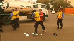 Video: chofer y cobrador se pelean con inspectores en Surquillo