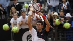 Djokovic regresó al triunfo con puntos para el aplauso