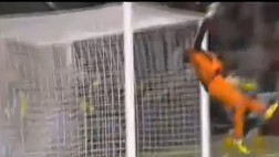 La espectacular atajada que evitó el gol del título de Benfica