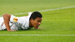 Carlos Bacca erró clara ocasión en la final de la Europa League