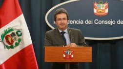 Bailando con el diablo, por Juan Paredes Castro