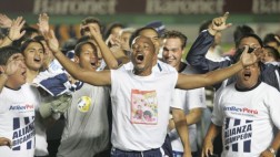 Cuando Waldir Sáenz casi traiciona a Alianza y se va a la 'U'