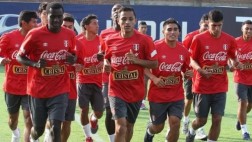 Selección peruana: nueva convocatoria de Pablo Bengoechea