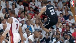 Casi genera pelea por saltar encima de los jugadores del Heat