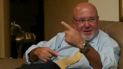 Bruce: Unión civil lleva los nombres de 3 millones de peruanos