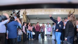 Trabajadores del Minsa irrumpieron en Palacio Municipal