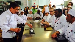 Joan Roca viajó a Houston para presentar gira