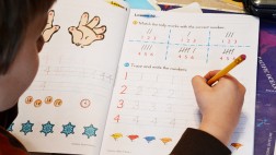 A paso firme: 5 formas de que a tu hijo le guste estudiar