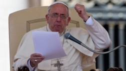 "Si destruimos la creación, la creación nos destruirá"