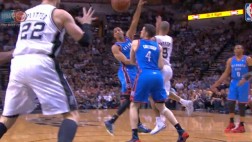 NBA: un espectacular 'pase del desprecio' y de espaldas