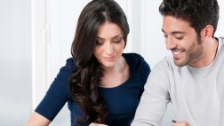 Prueban que esposas son más felices con maridos más ocupados