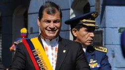 Ecuador: Rafael Correa solicita la reelección indefinida